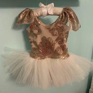 WRAREDOLL 12-18 months Gold and Cream Tutu